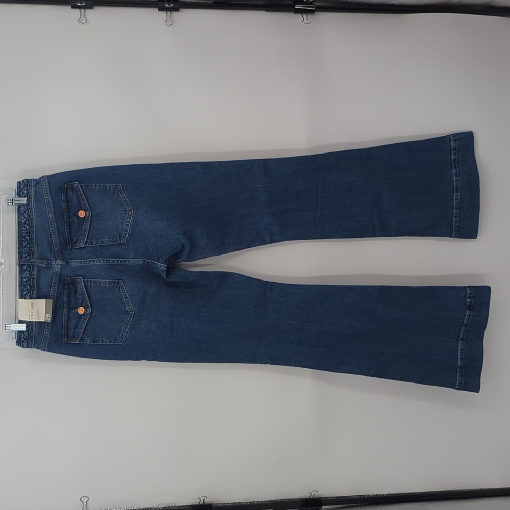 GAP *NWT* 28L High Rise '70s Flare Jeans, Medium Indigo Wash, Sz 28 Long - Picture 7 of 9